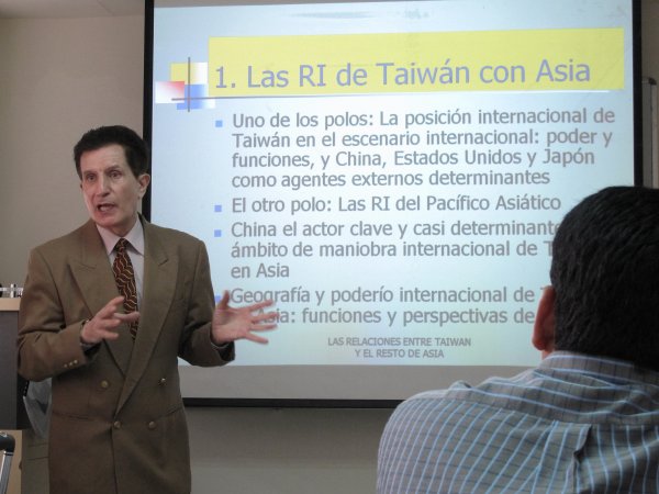 CursoIII Taiwán y América Latina-Paco